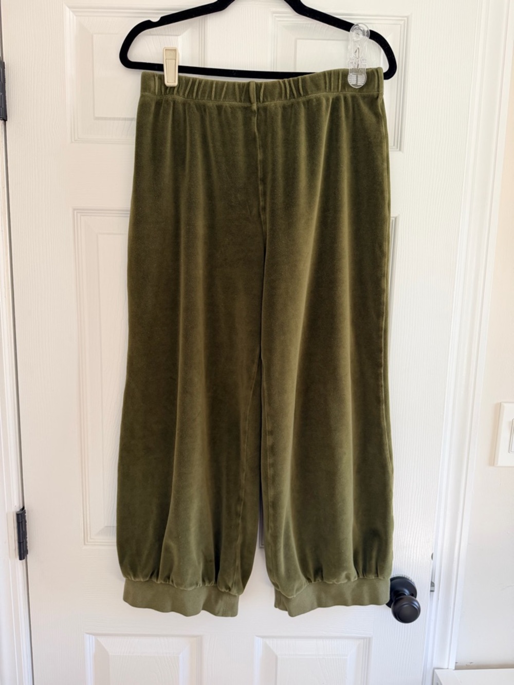 Suzi Kondi Olive Green Velvet Pull-On Joggers